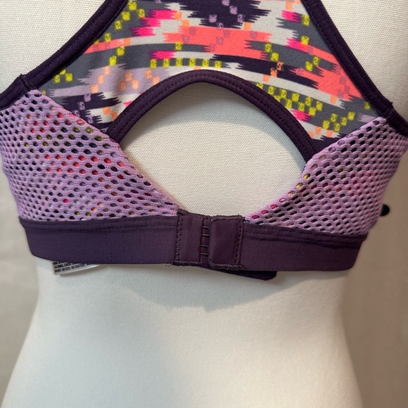 VSX Multicolor Mesh Sports Bra - Picture 4 of 9